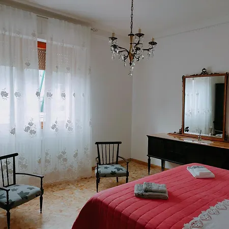 公寓 Casa Anna 蒙特瓦尔基